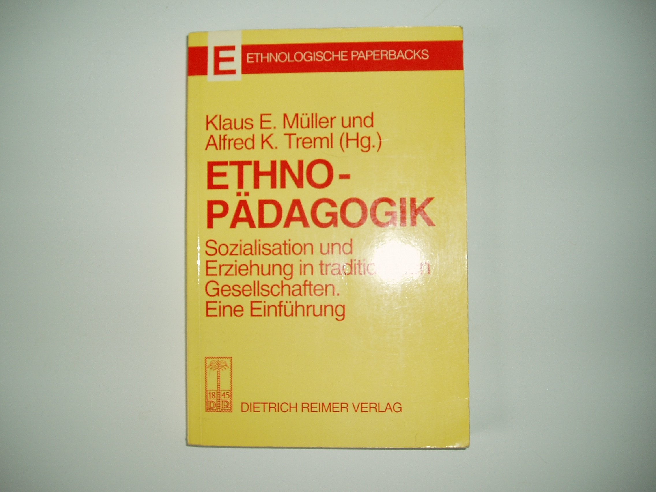 Ethnopädagogik Reference Books