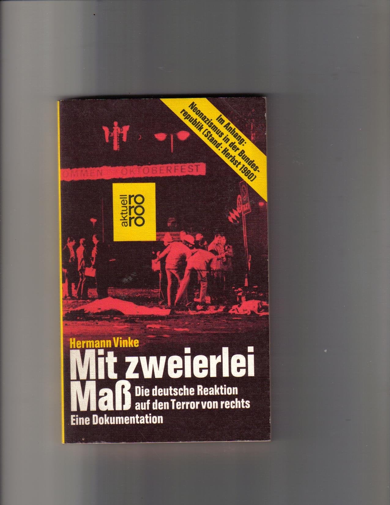 Product Image: Mit zweierlei Maß