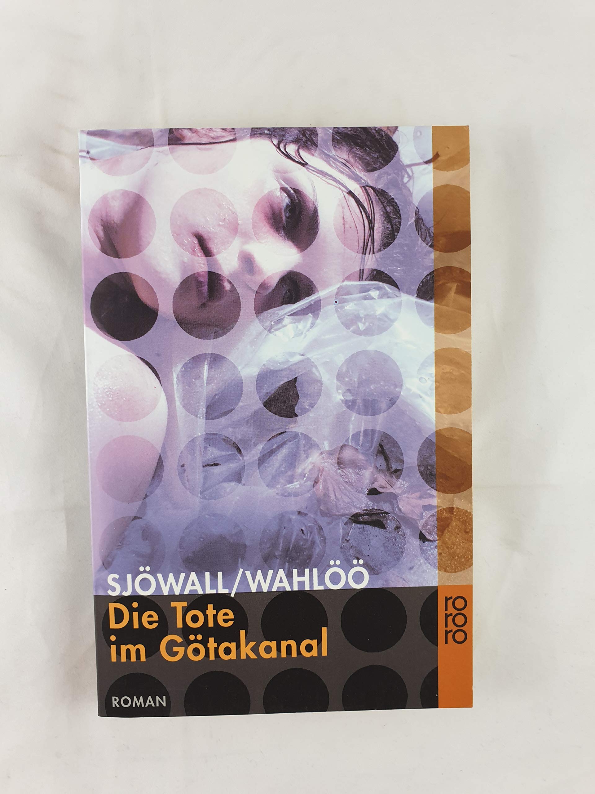Die Tote im Götakanal: Ein Kommissar-Beck-Roman: Schweden-Krimi (Martin Beck ermittelt, Band 1) Contemporary literature Books