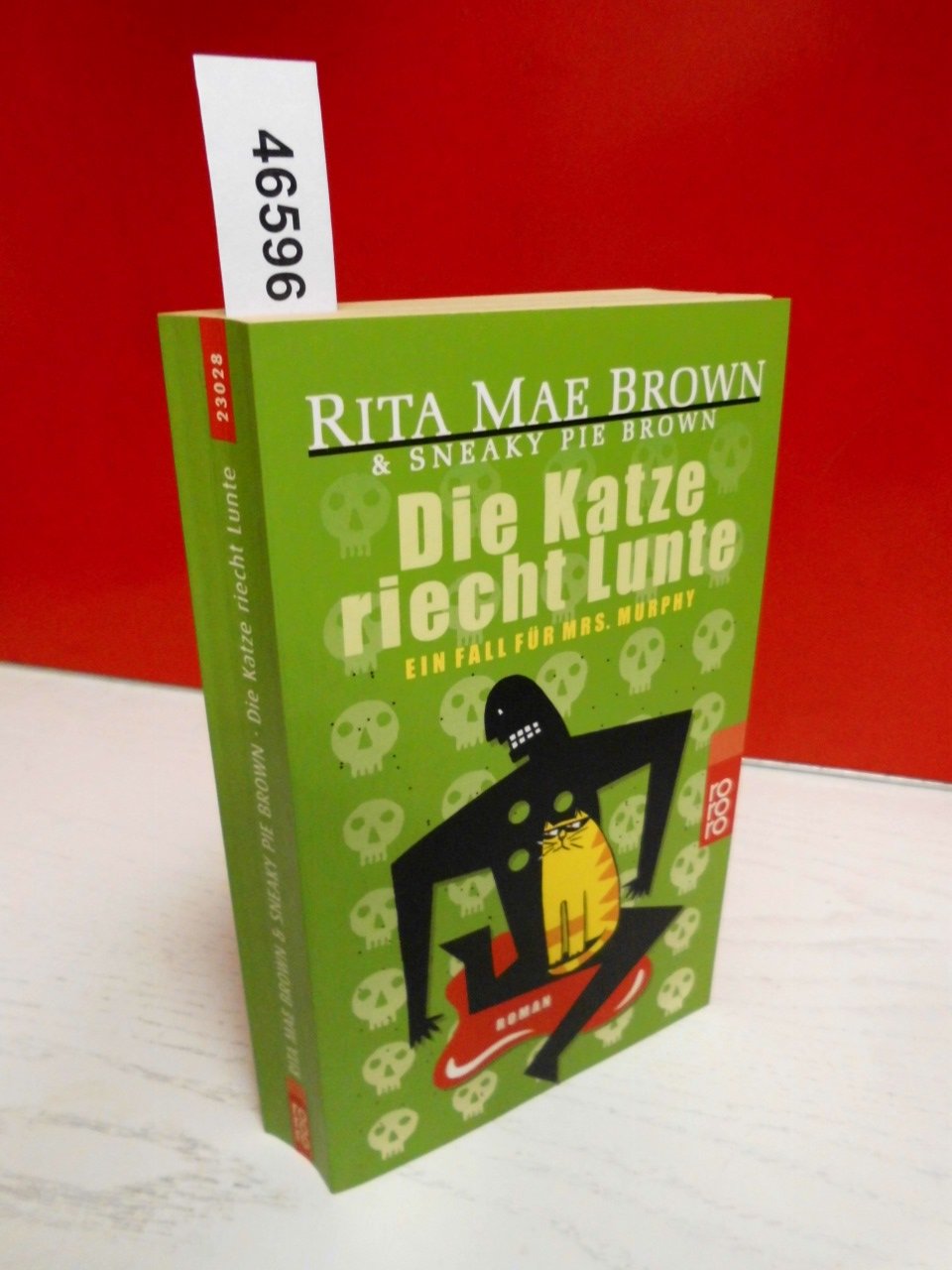 Die Katze riecht Lunte: Ein Fall für Mrs. Murphy. Roman Contemporary literature