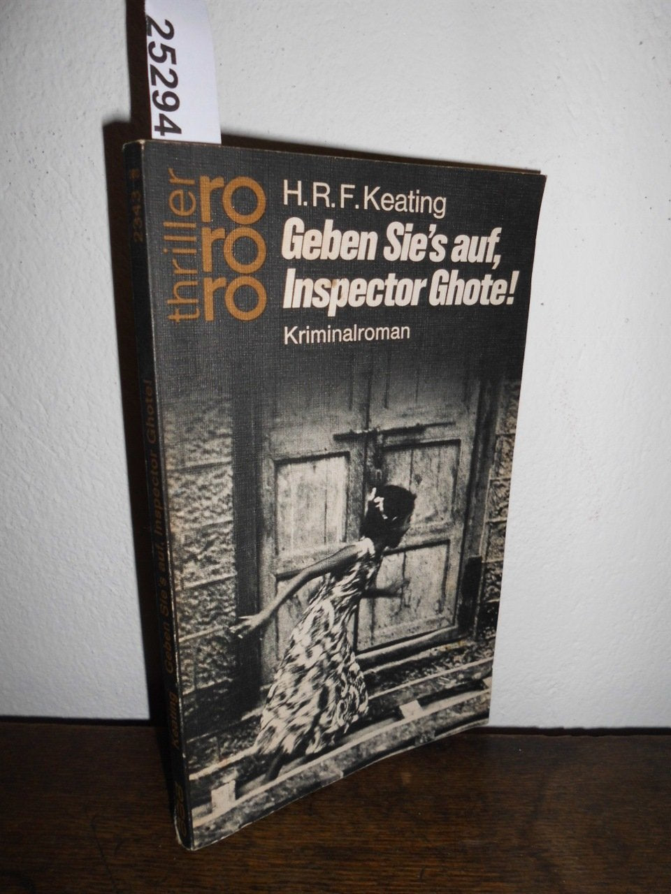 Geben Sie's auf, Inspector Ghote! (Inspector Ghote ermittelt) Books