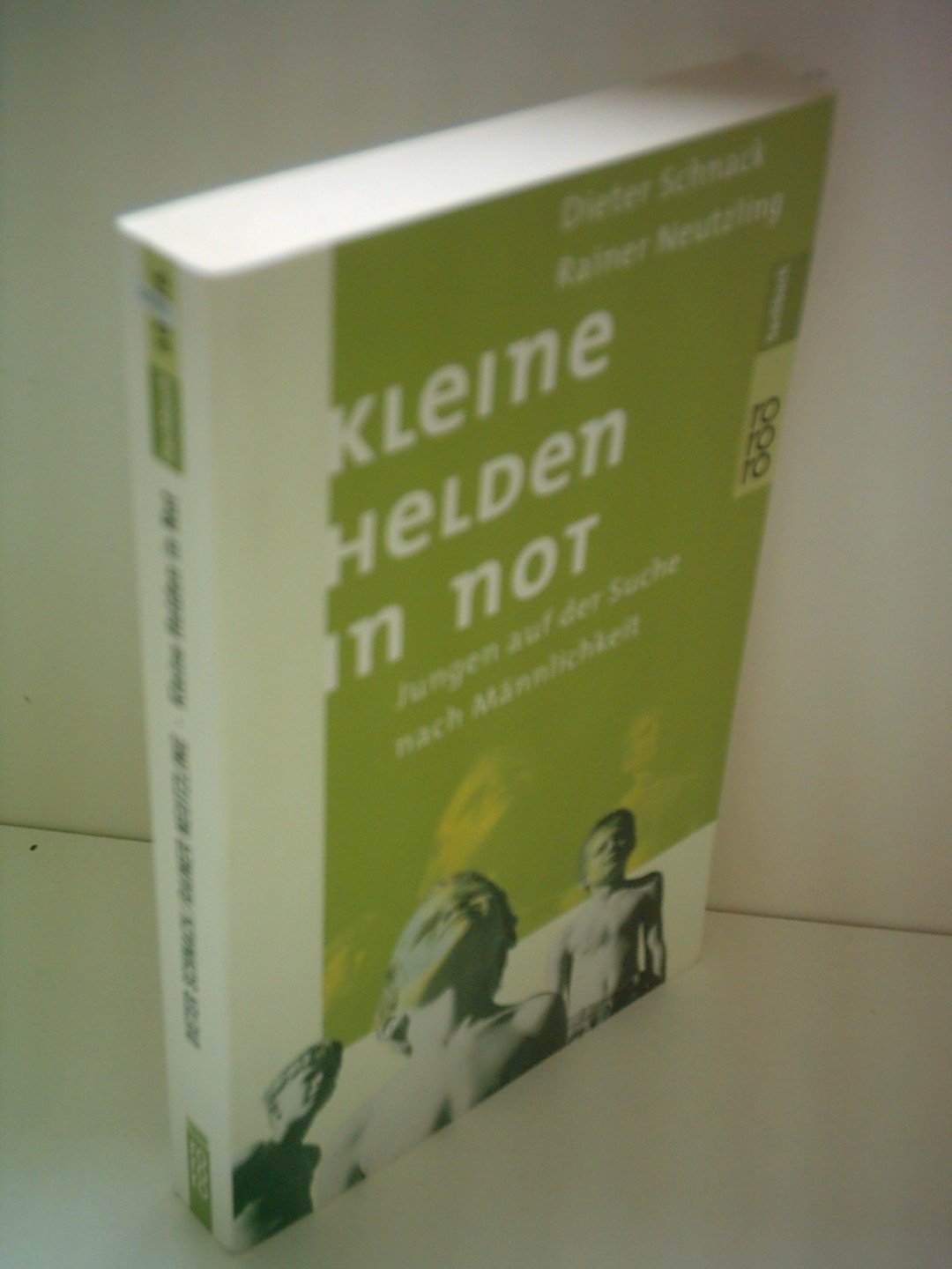 Kleine Helden in Not: Jungen auf der Suche nach Männlichkeit Parents & Children