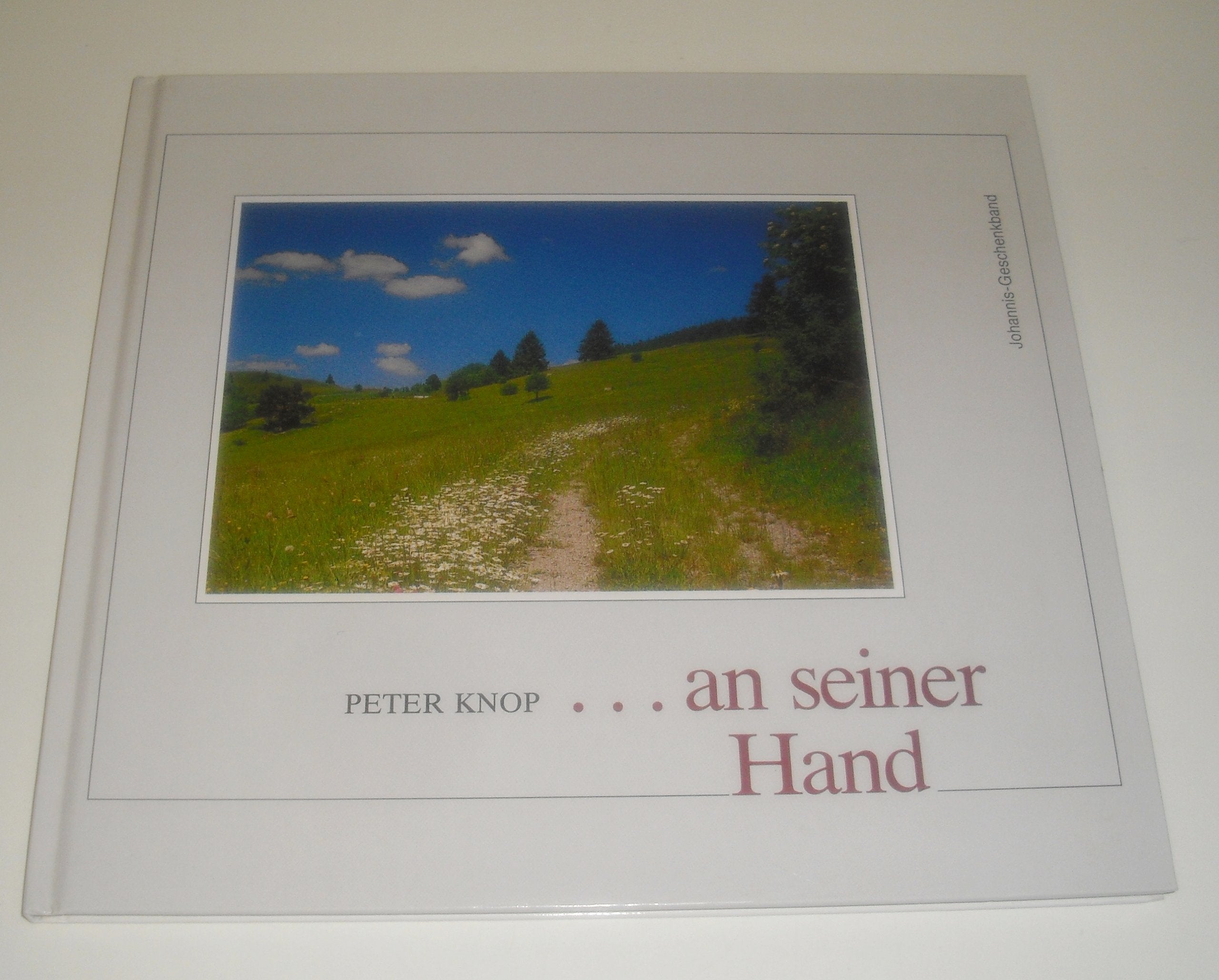 ... an seiner Hand Religion & Esotericism
