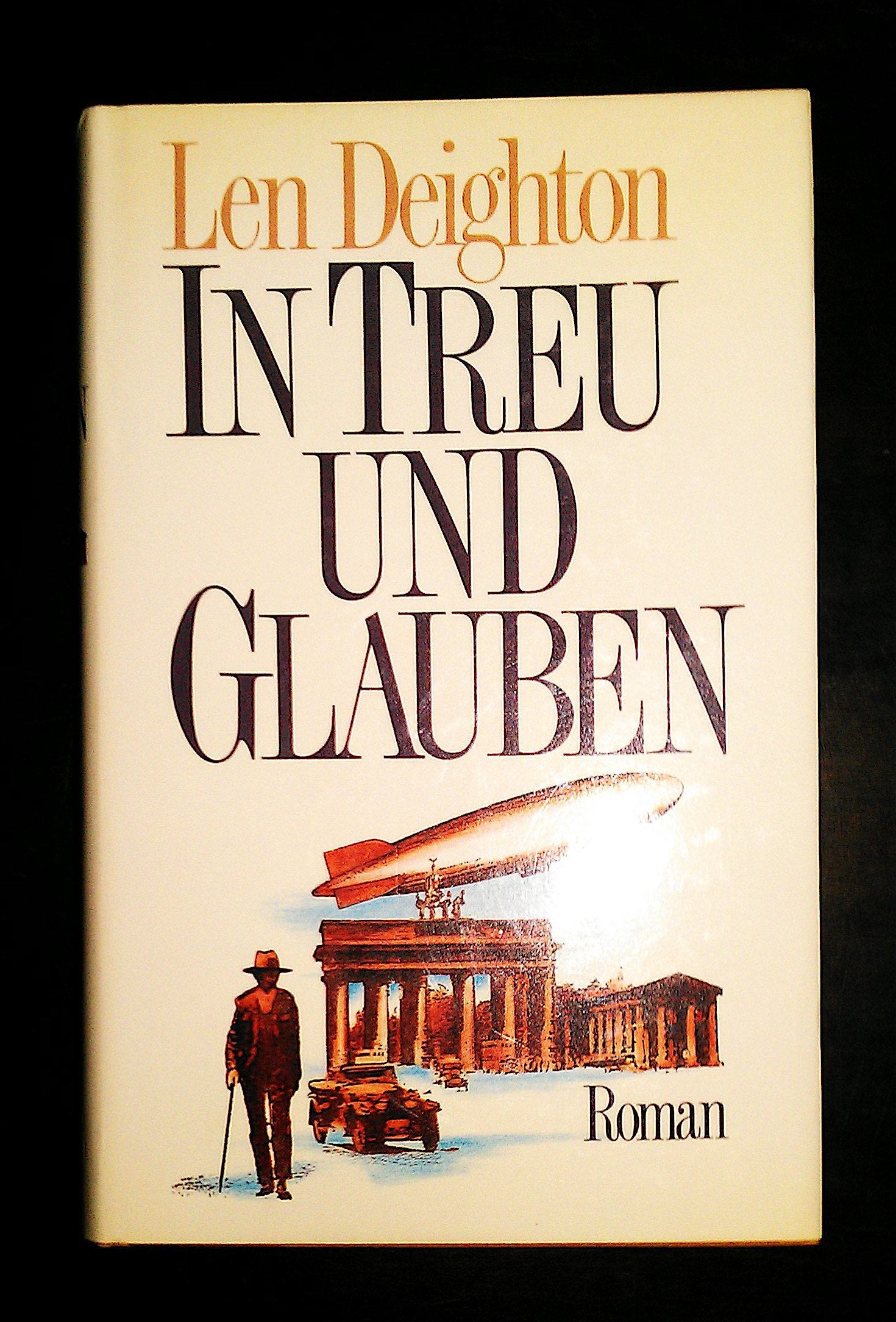 In Treu und Glauben. Roman einer Berliner Familie von 1899 bis 1945 Books