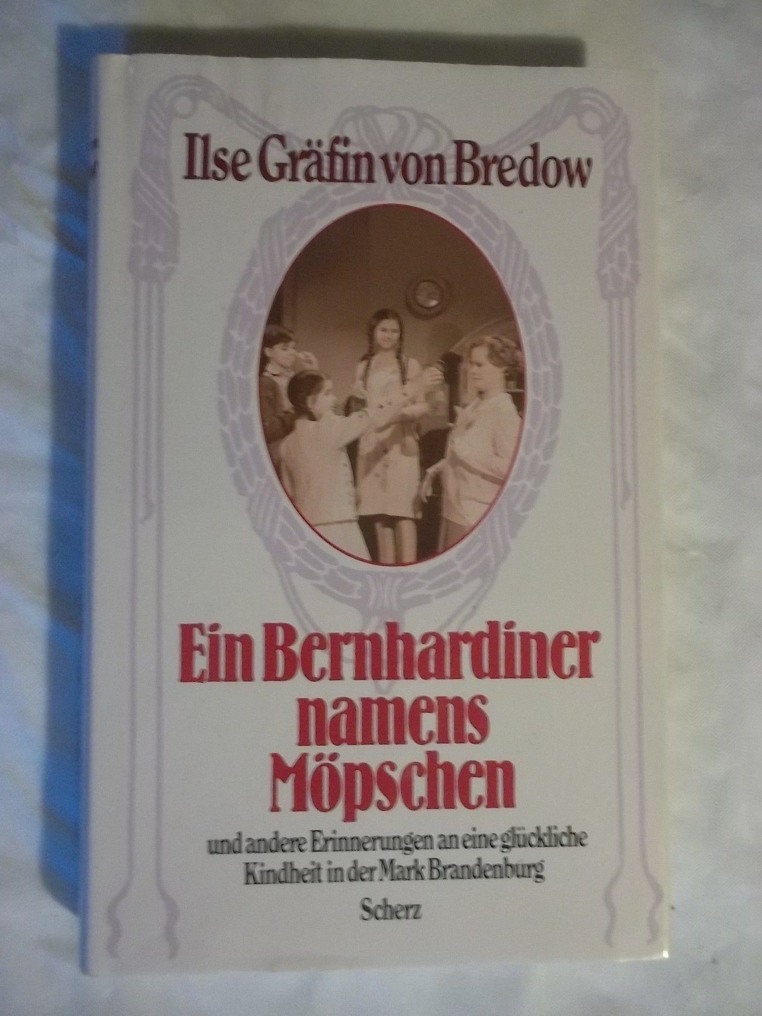 Ein Bernhardiner namens Möpschen Inspiring women