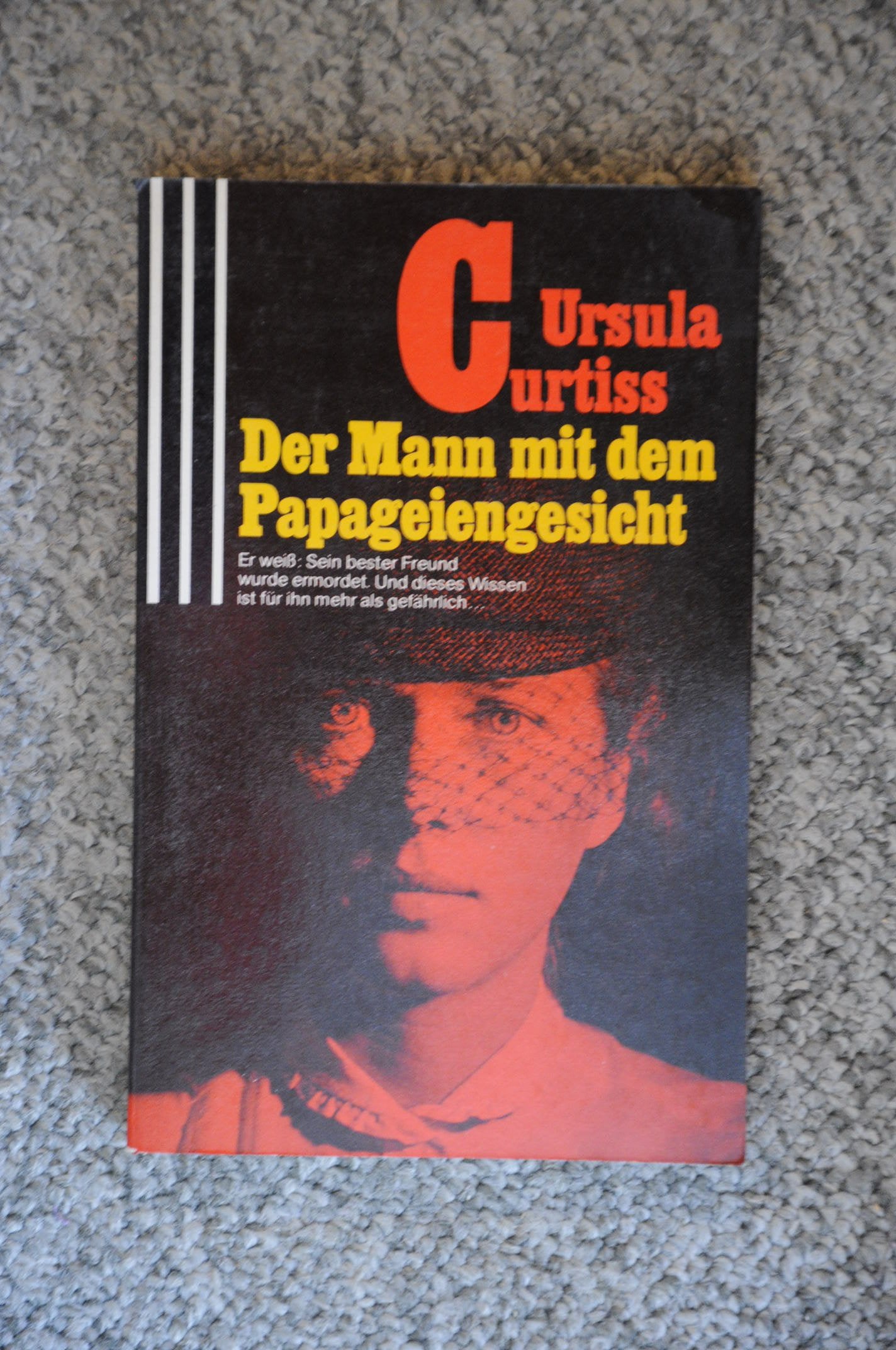 Der Mann mit dem Papageiengesicht (Scherz Krimi) Books