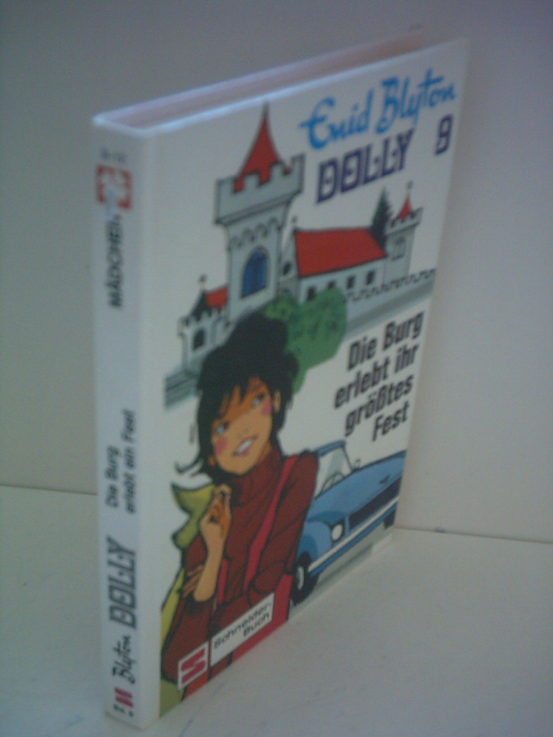 Dolly - Schulabenteuer auf der Burg: Dolly, Die Burg erlebt ihr größtes Fest Novels & Short Stories