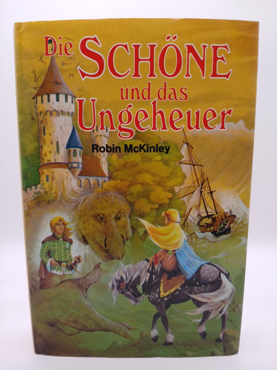 Die Schöne und das Ungeheuer Books