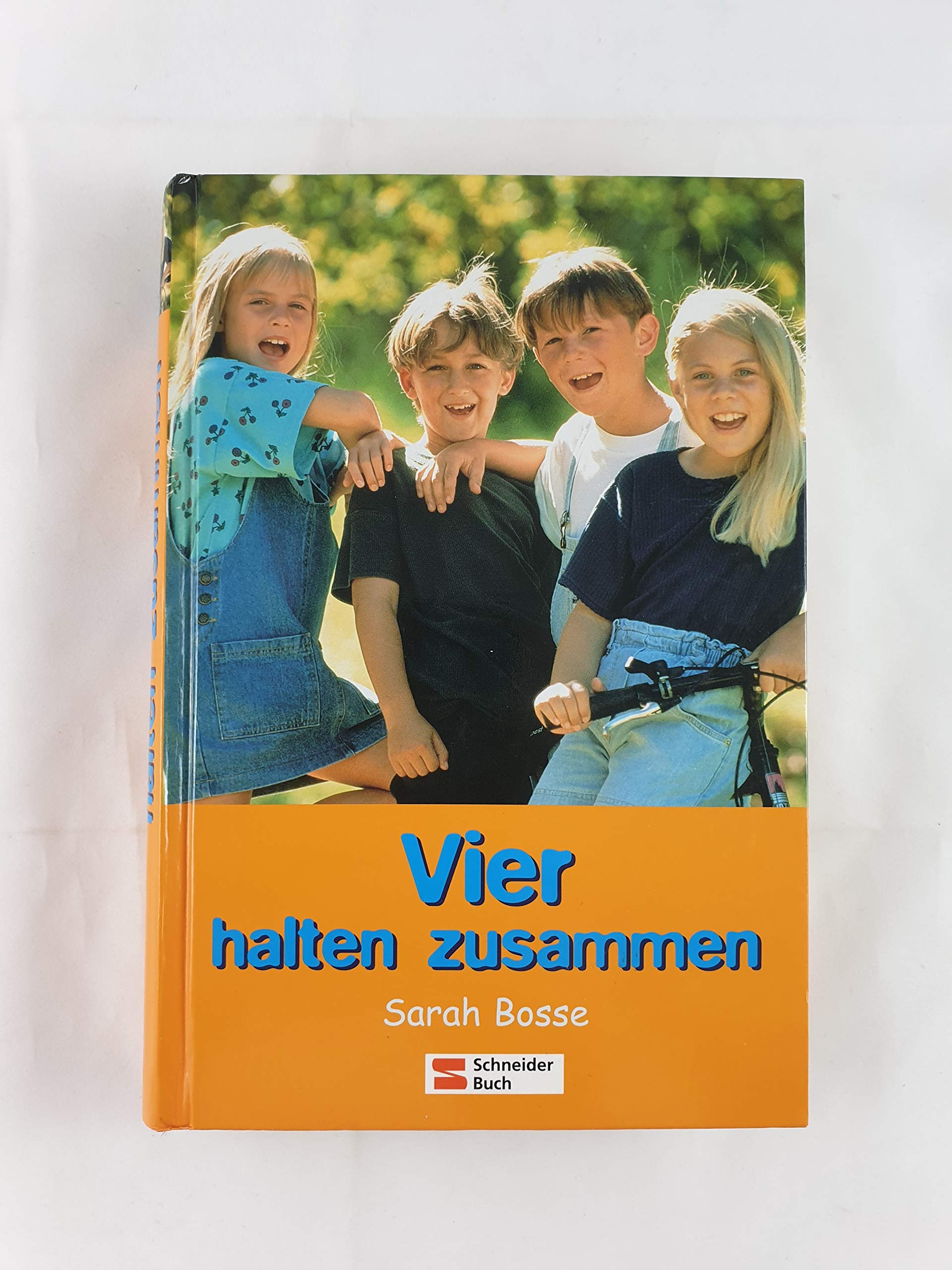 Vier wilde Skater / Vier halten zusammen: Daniel kriegt die Kurve /Wirbel um die Fuchsbande /Alles nur für Alex Books