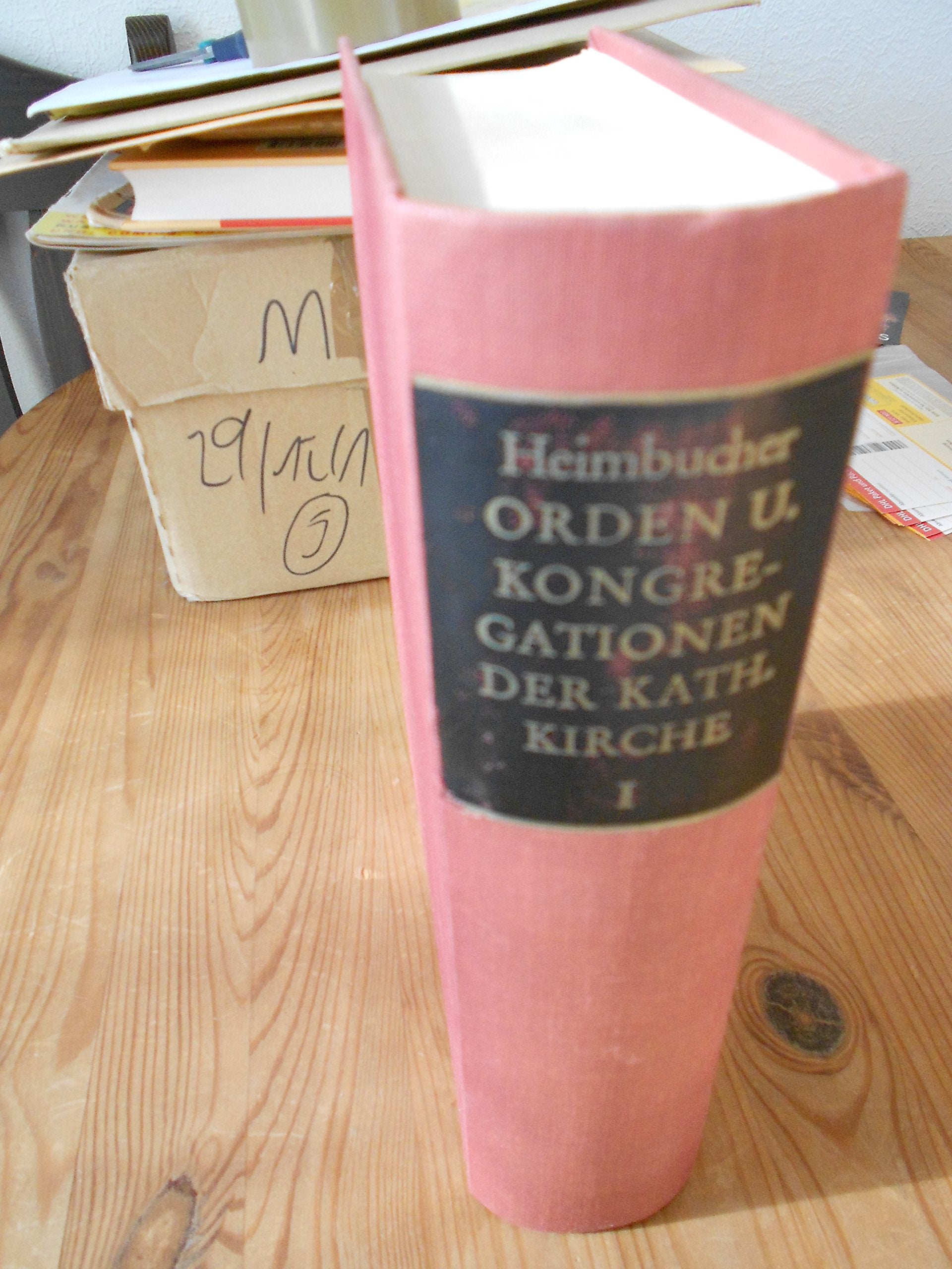 Orden und Kongregationen der katholischen Kirche I/II. Books