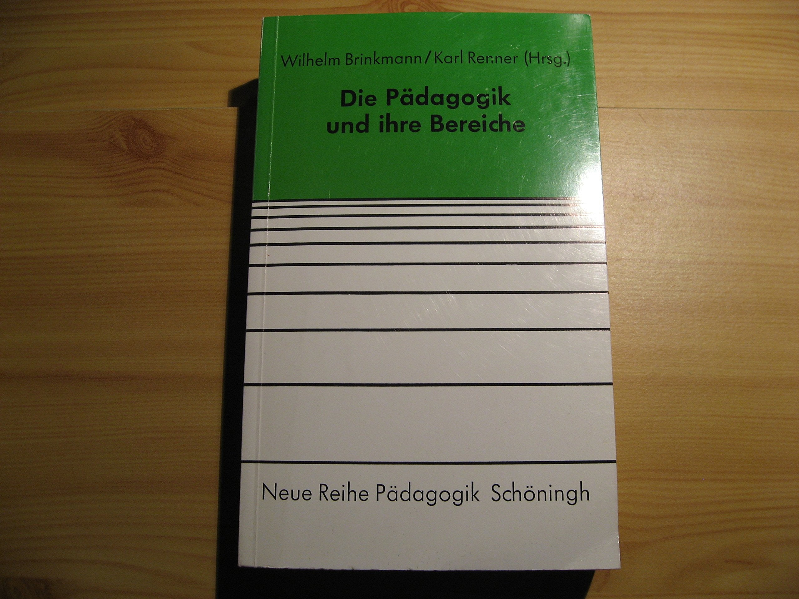 Die Pädagogik und ihre Bereiche. book