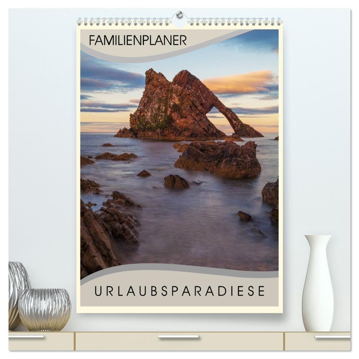Urlaubsparadiese - Familienplaner (hochwertiger Premium Wandkalender 2026 DIN A2 hoch), Kunstdruck in Hochglanz: Ein Familien- und Urlaubsplaner, der Urlaubsparadiese zeigt (CALVENDO Natur) Social Sciences