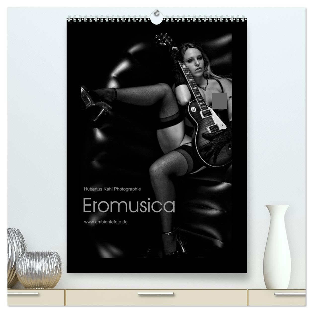 Eromusica 2026 (hochwertiger Premium Wandkalender 2026 DIN A2 hoch), Kunstdruck in Hochglanz: Eromusica Monatskalender (CALVENDO Erotik) Calendars