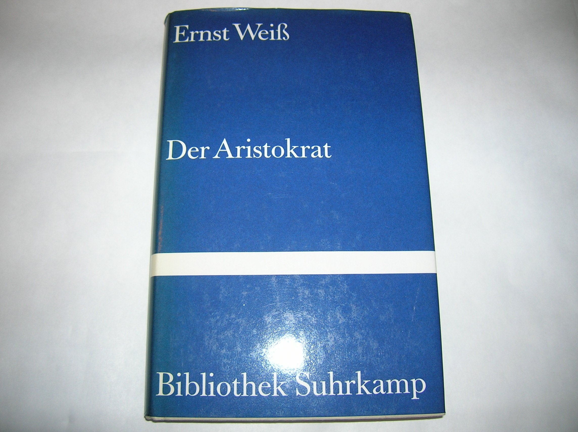 Der Aristokrat: Roman (Bibliothek Suhrkamp) Books