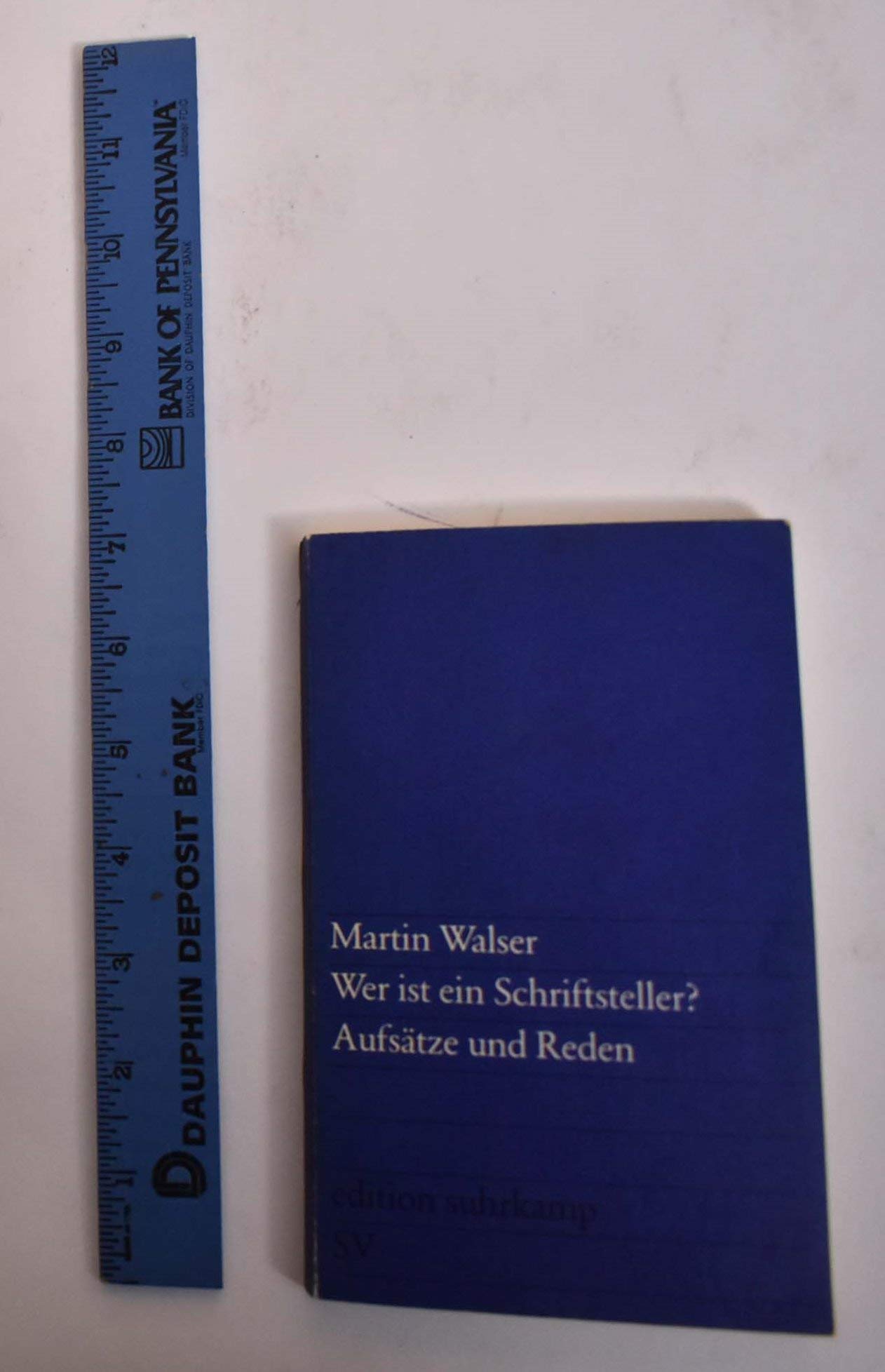 Wer ist ein Schriftsteller? (edition suhrkamp) Books