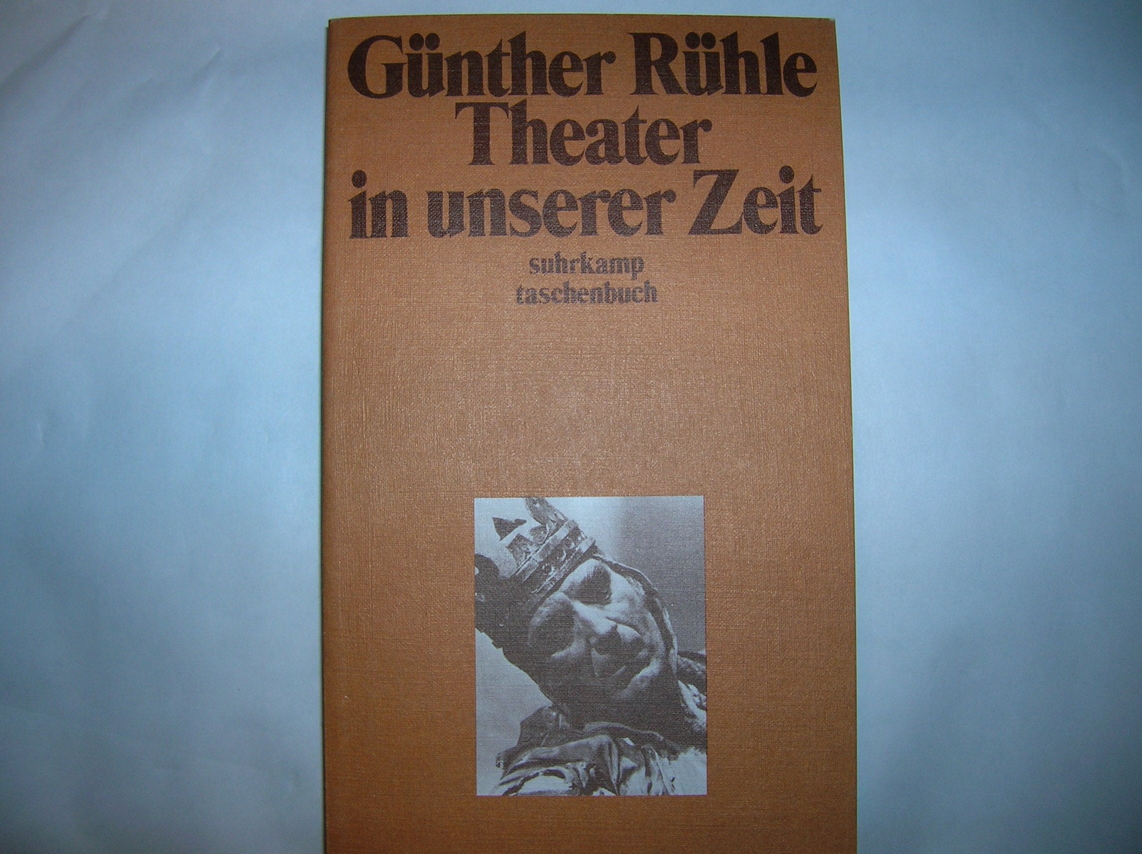 Theater in unserer Zeit: Aufsätze Books