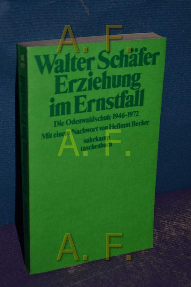 Erziehung im Ernstfall. Die Odenwaldschule 1946 - 1972. Books