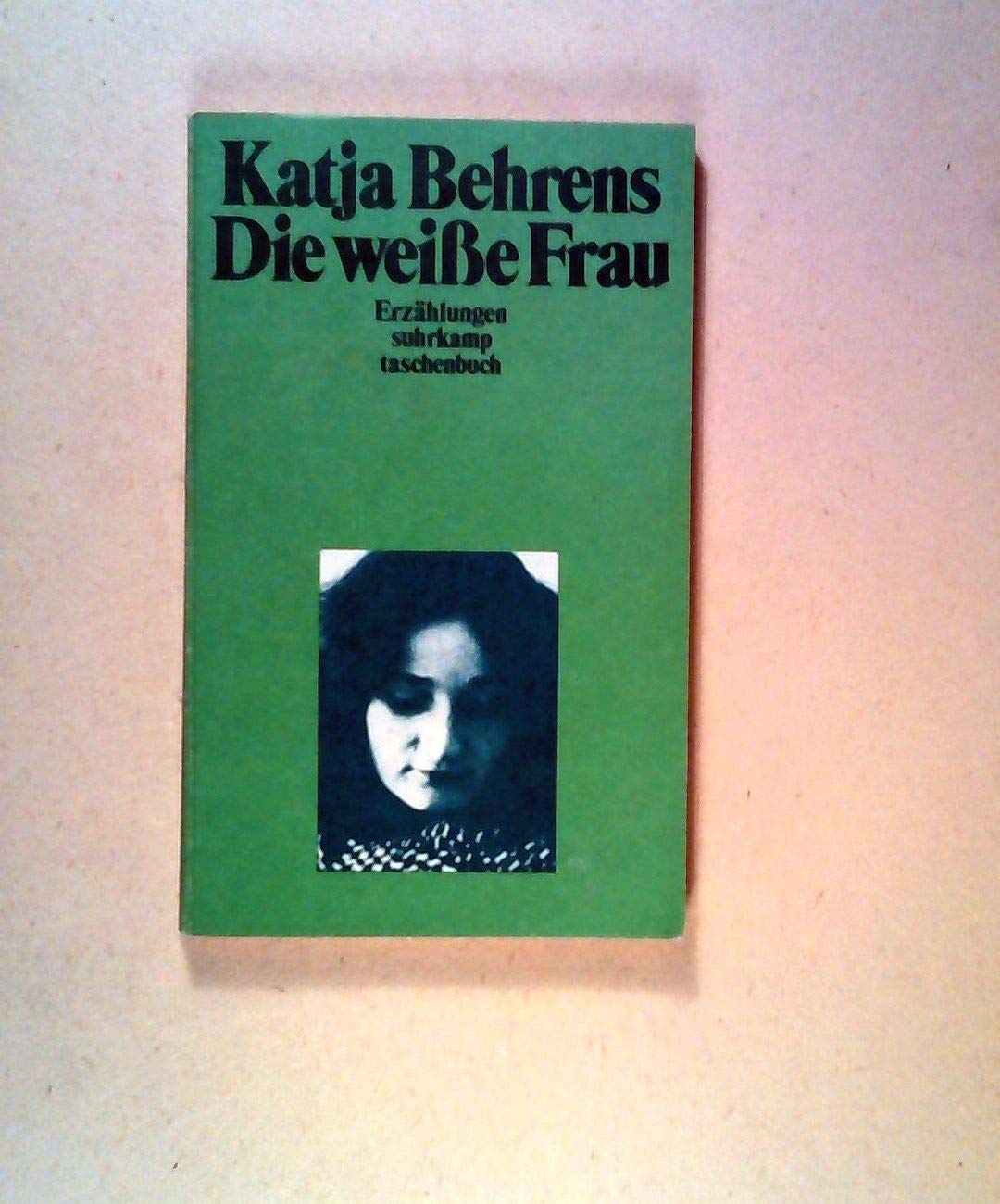 Die weiße Frau: Erzählungen (suhrkamp taschenbuch) Books