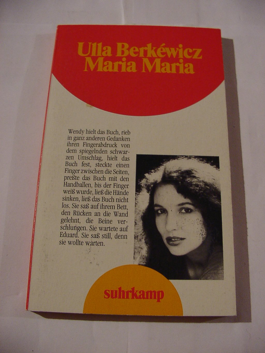 Maria Maria: Drei Erzählungen (suhrkamp taschenbuch) Books