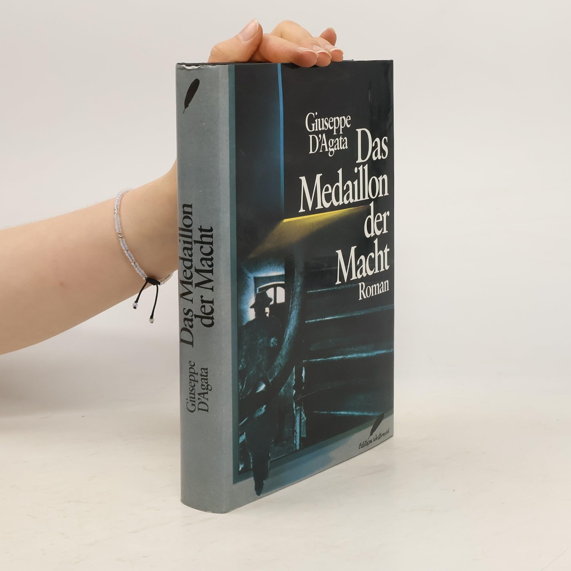 Product Image: Das Medaillon der Macht