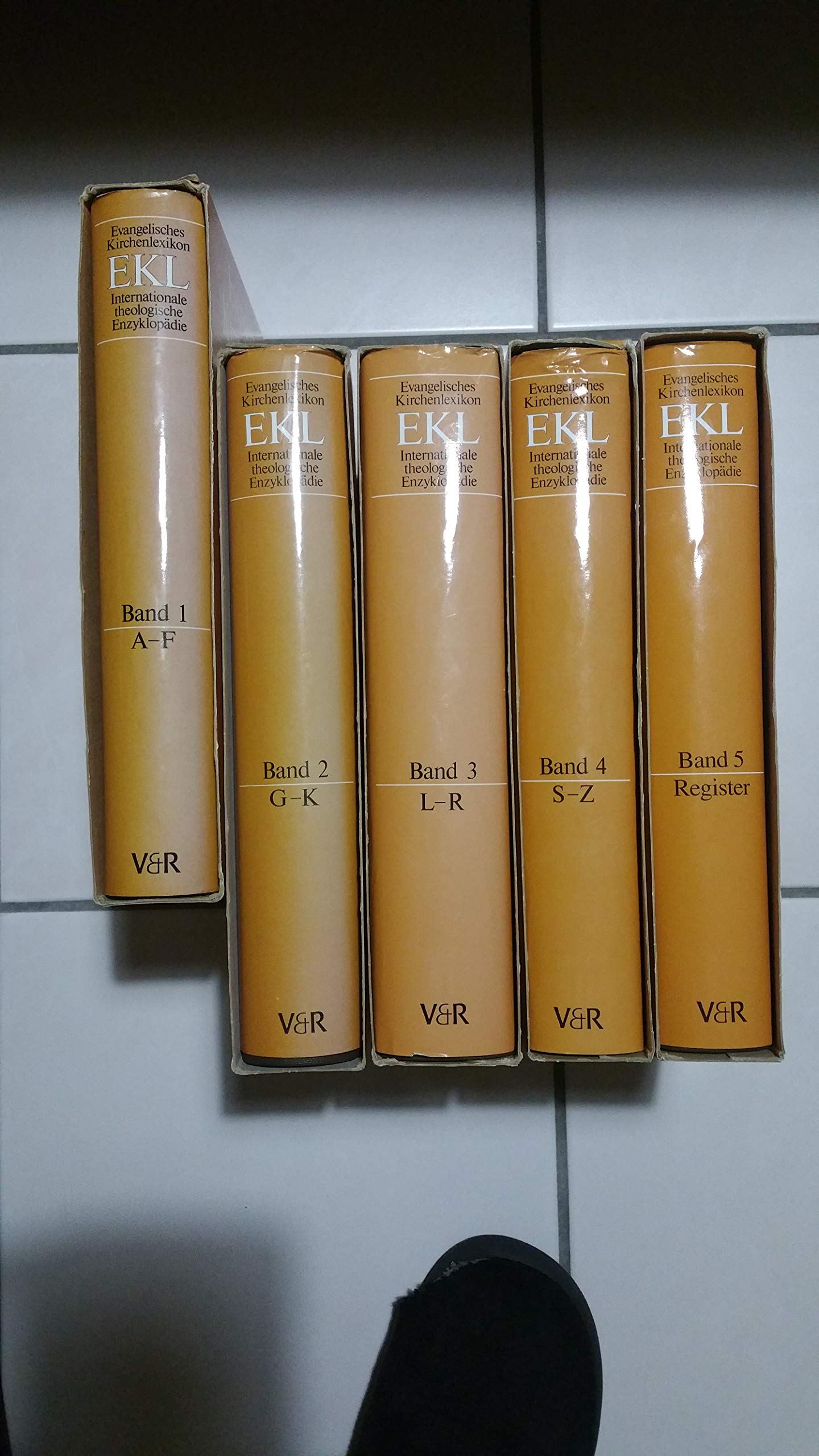 A - F. (Bd. 1 (Lfg. 1-3)) Books