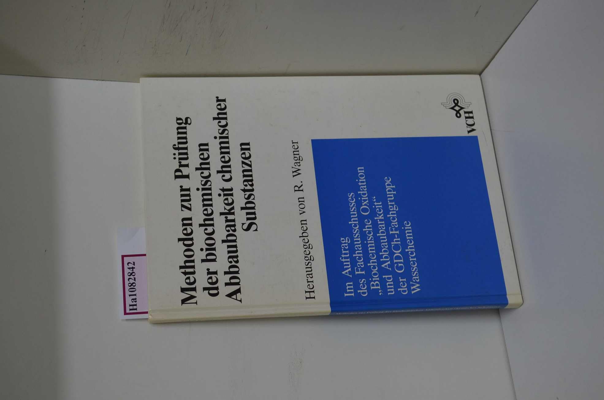 Methoden zur Prüfung der biochemischen Abbaubarkeit chemischer Substanzen Business & Technology