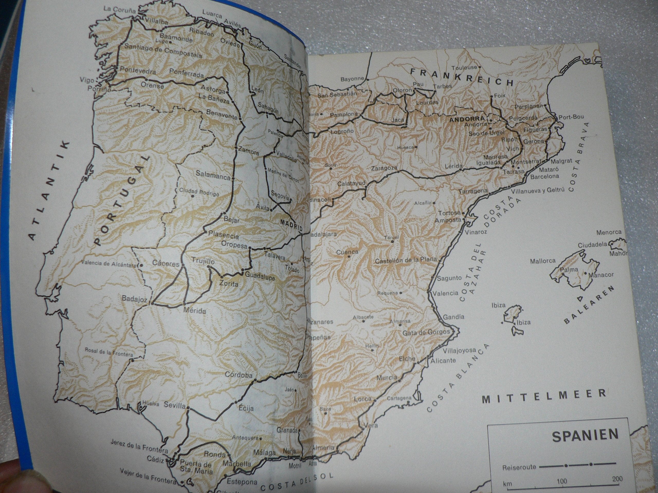 Spanien. Books