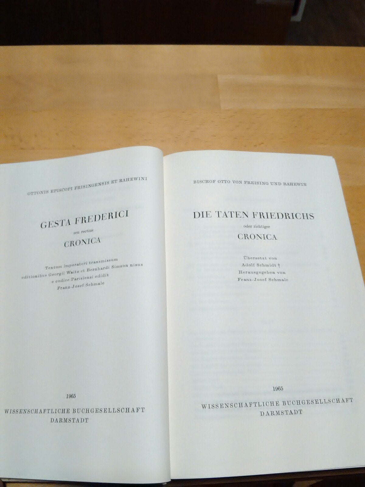 Die Taten Friedrichs, oder richtiger: Cronica (Freiherr vom Stein - Gedächtnisausgabe. Reihe A: Ausgewählte Quellen zur deutschen Geschichte des Mittelalters) Politics & History
