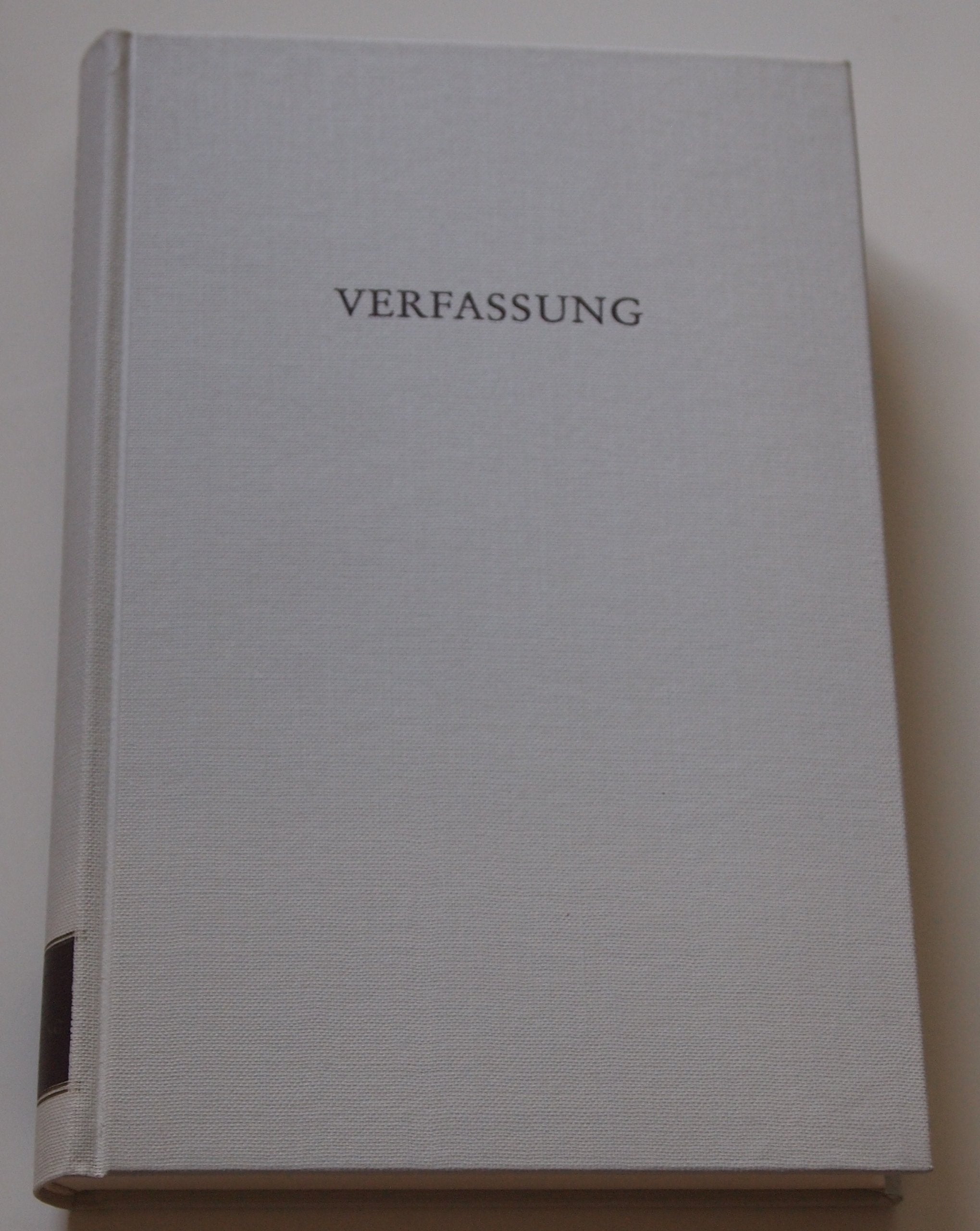 Verfassung.: Beiträge zur Verfassungstheorie. (Wege der Forschung) Law