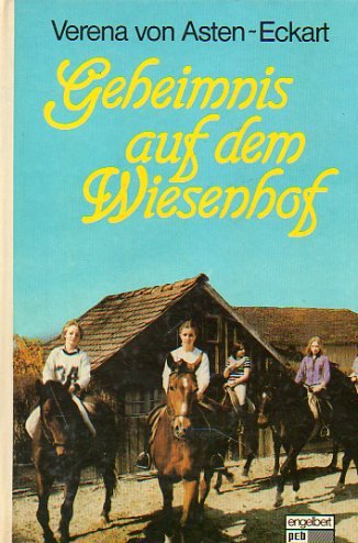 Geheimnis auf dem Wiesenhof. Books