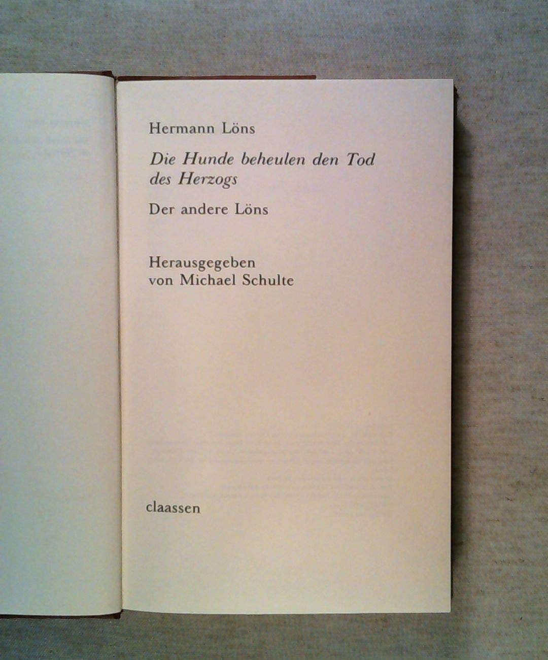 Die Hunde beheulen den Tod des Herzogs. Der andere Löns Books