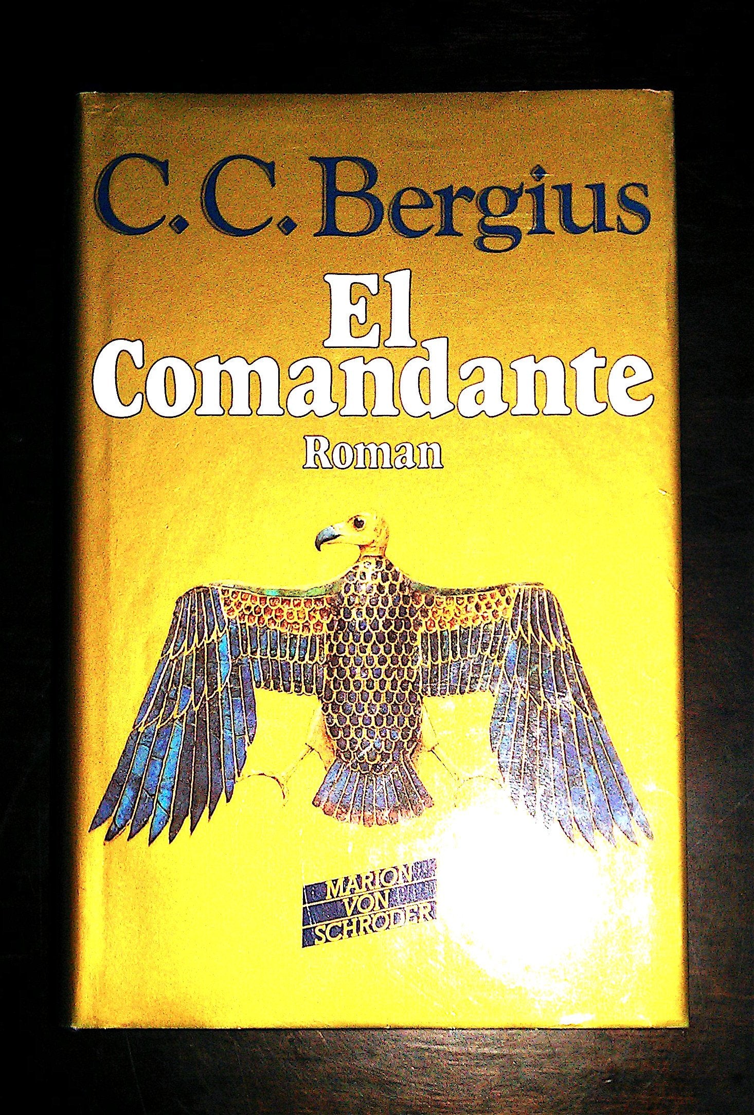 El Comandante Books