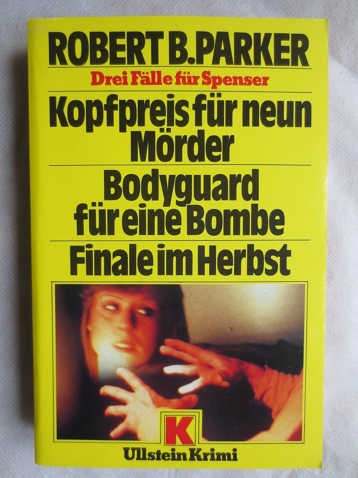 Kopfpreis f�r neun M�rder / Bodyguard f�r eine Bom book