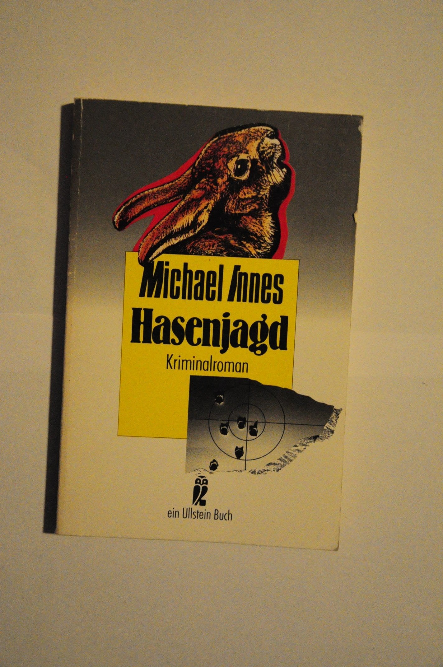 Hasenjagd. Kriminalroman. Books