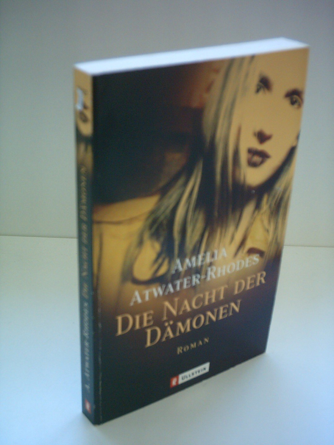 Die Nacht der Dämonen Vampires & Bit-Lit
