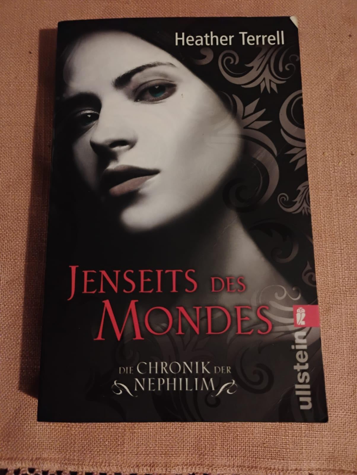 Jenseits des Mondes: Die Chronik der Nephilim Fantasy & Sci-Fi