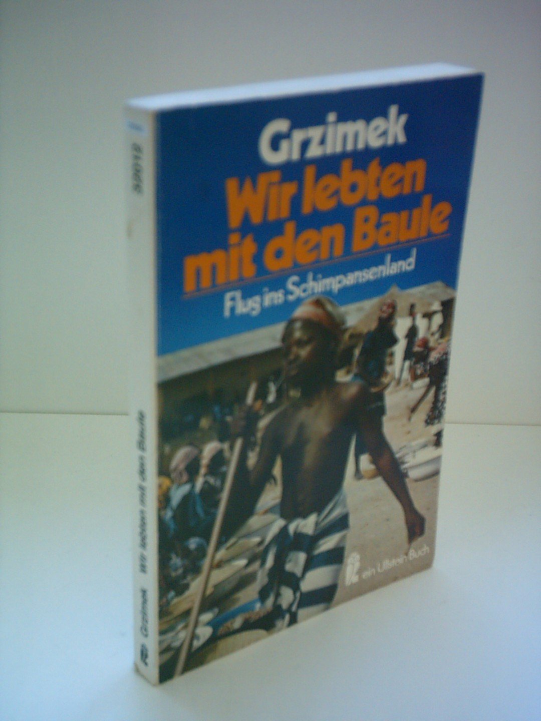 Wir lebten mit den Baule. Flug ins Schimpansenland. Business & Technology