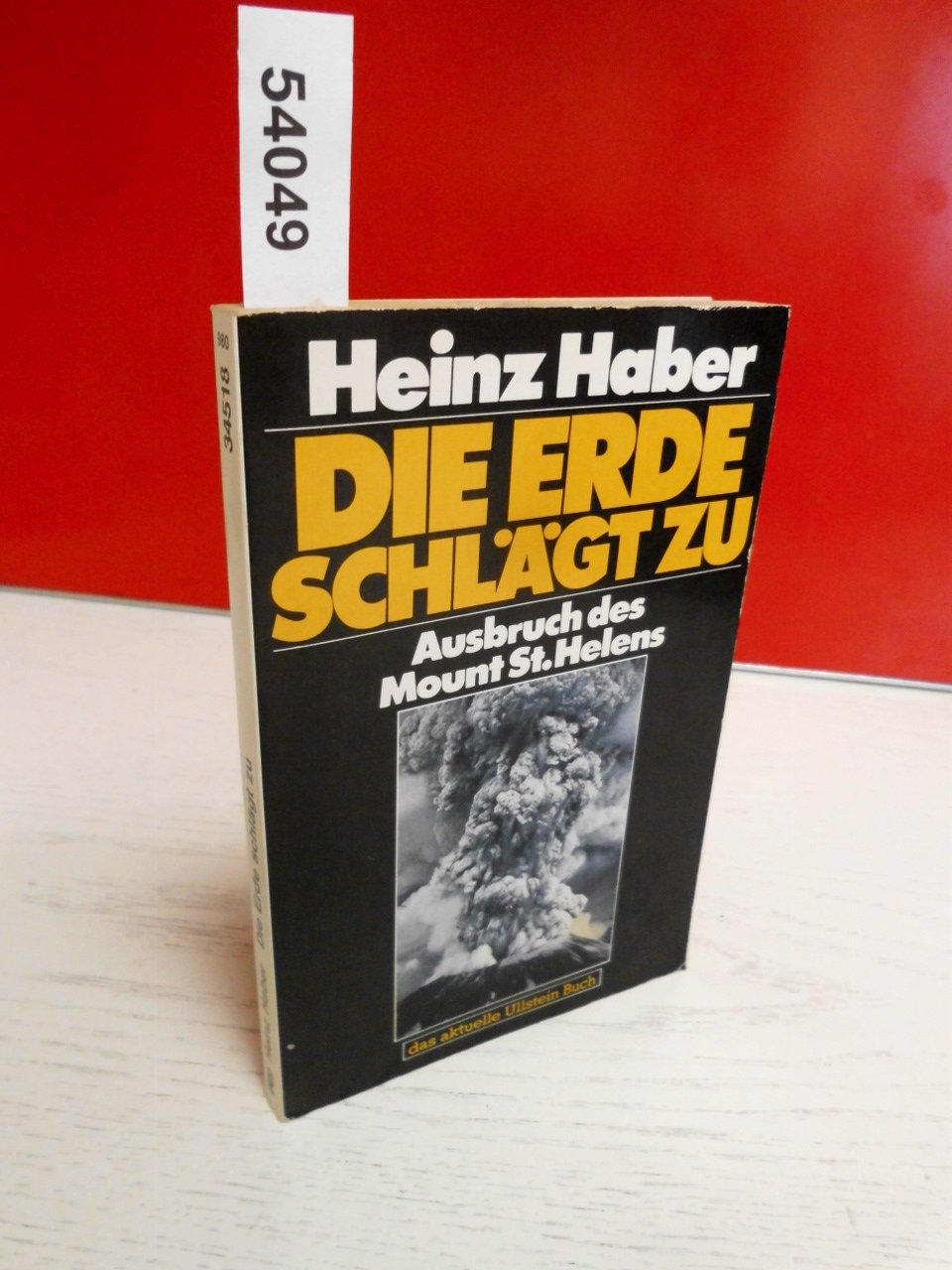 Die Erde schlägt zu. Ausbruch des Mount St. Helens. Books