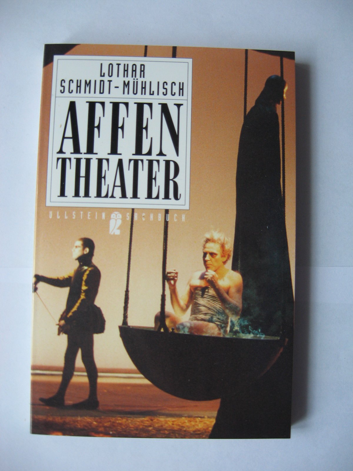 Affentheater. Bühnenkrise ohne Ende. ( Sachbuch). Film, Art & Culture