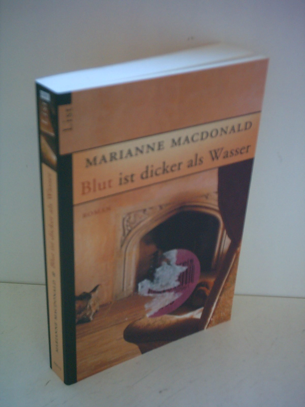 Blut ist dicker als Wasser (List Belletristik) Contemporary literature