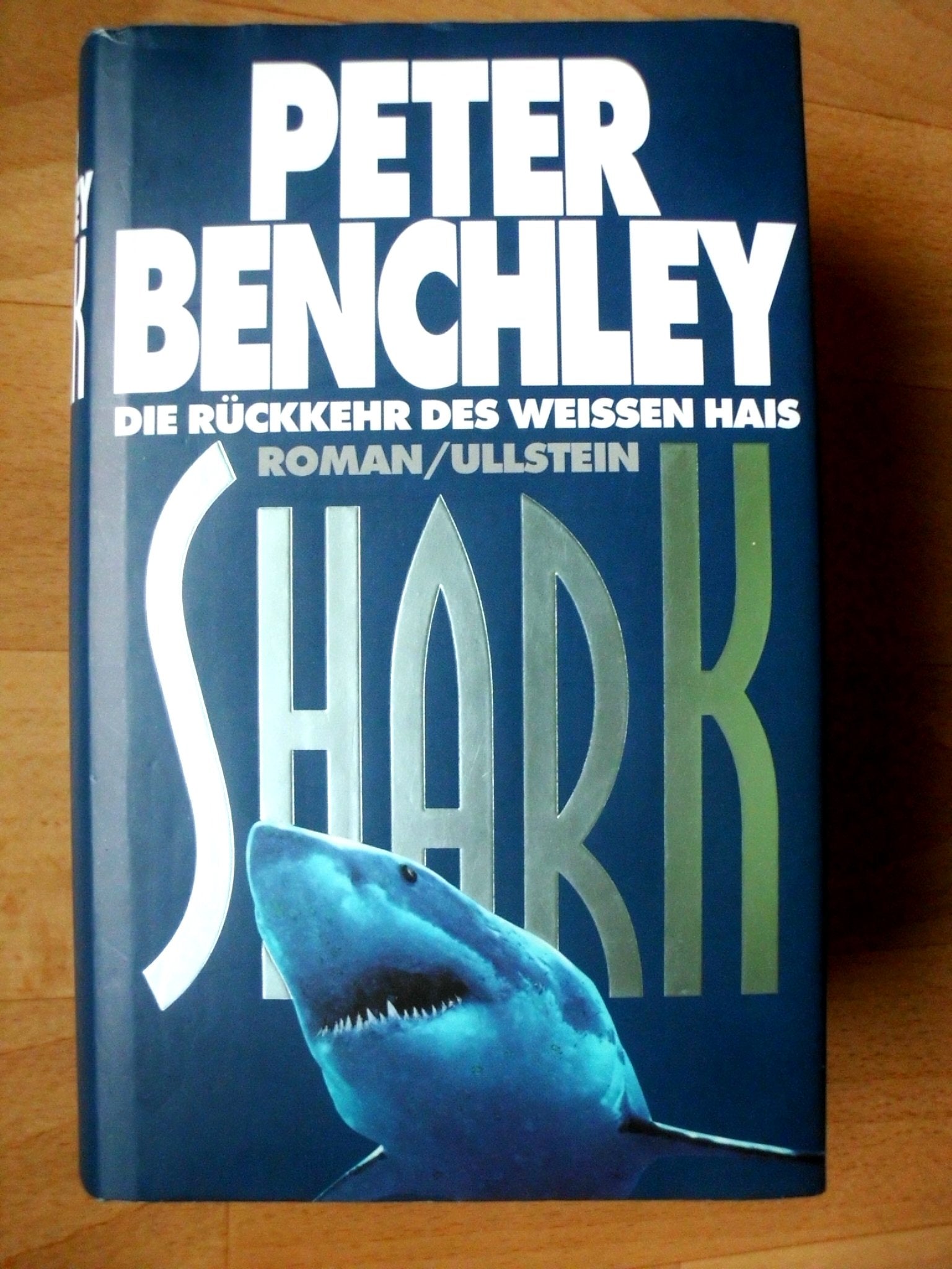 Shark Contemporary literature Books