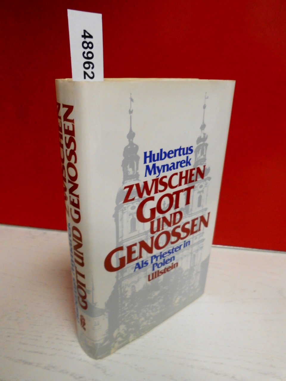Zwischen Gott und Genossen. Als Priester in Polen Politics & History