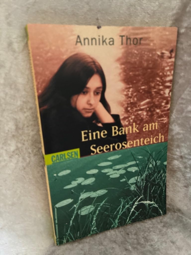 Eine Bank am Seerosenteich (Steffi und Nelli, Band 2) Fiction