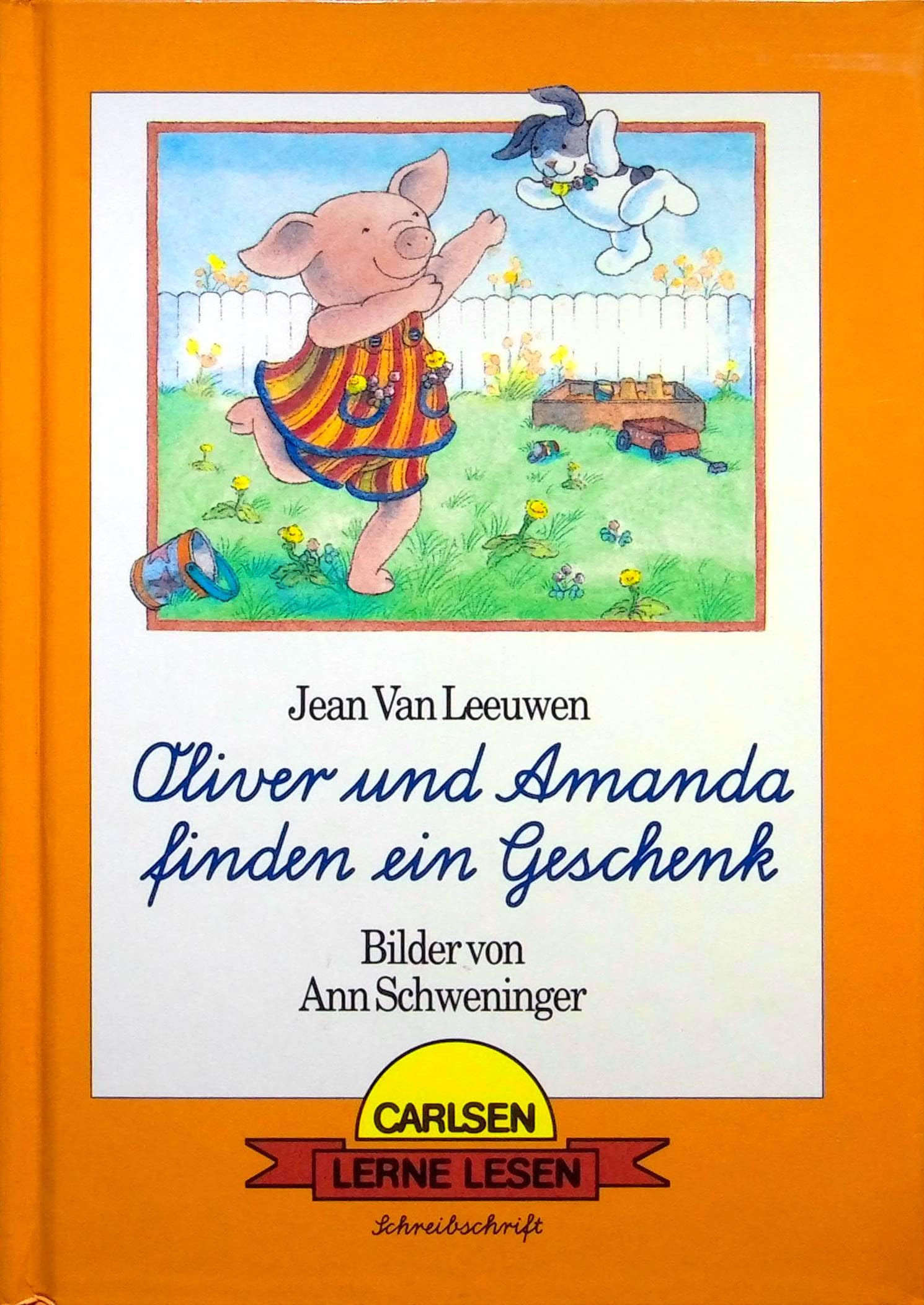 Oliver und Amanda finden ein Geschenk. Schreibschrift Books