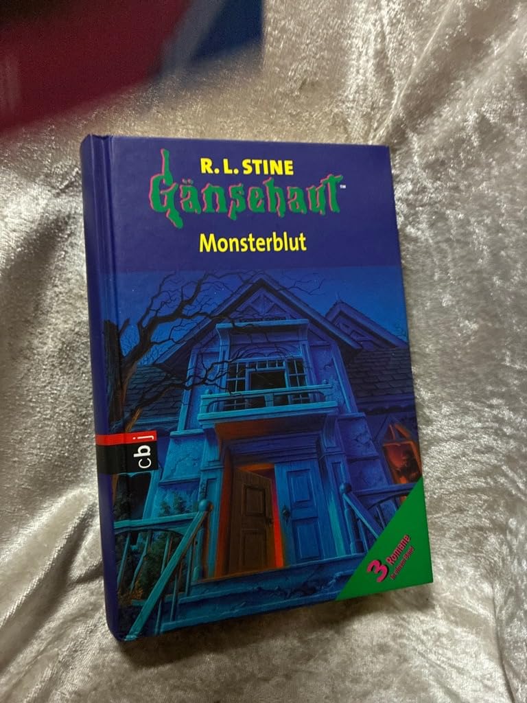 Monsterblut: Es wächst und wächst und wächst; Es wächst weiter; Es wächst immer noch Novels & Short Stories