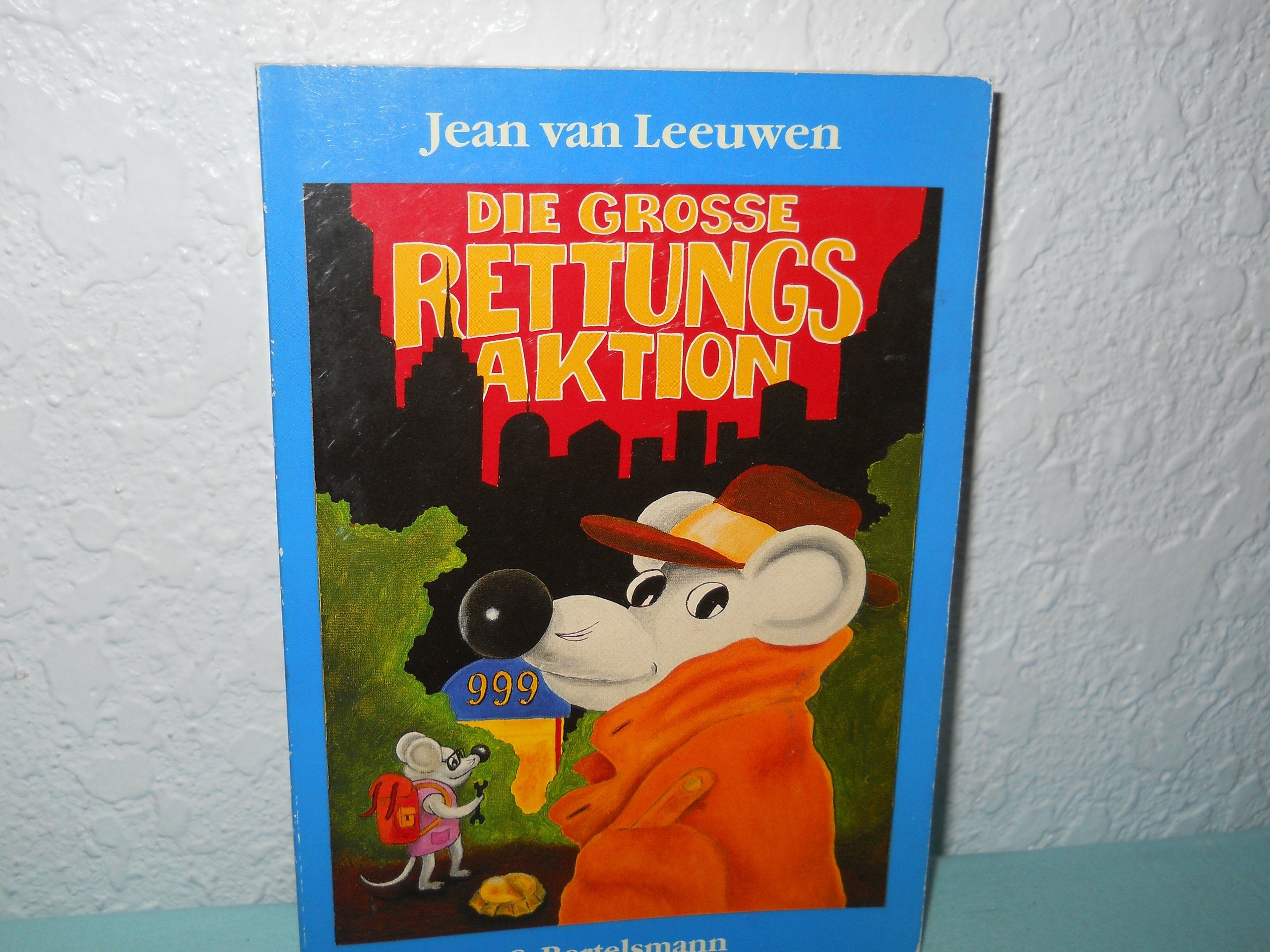 Die grosse Rettungsaktion (Bertelsmann Kinder- und Jugend-Taschenbücher) Books
