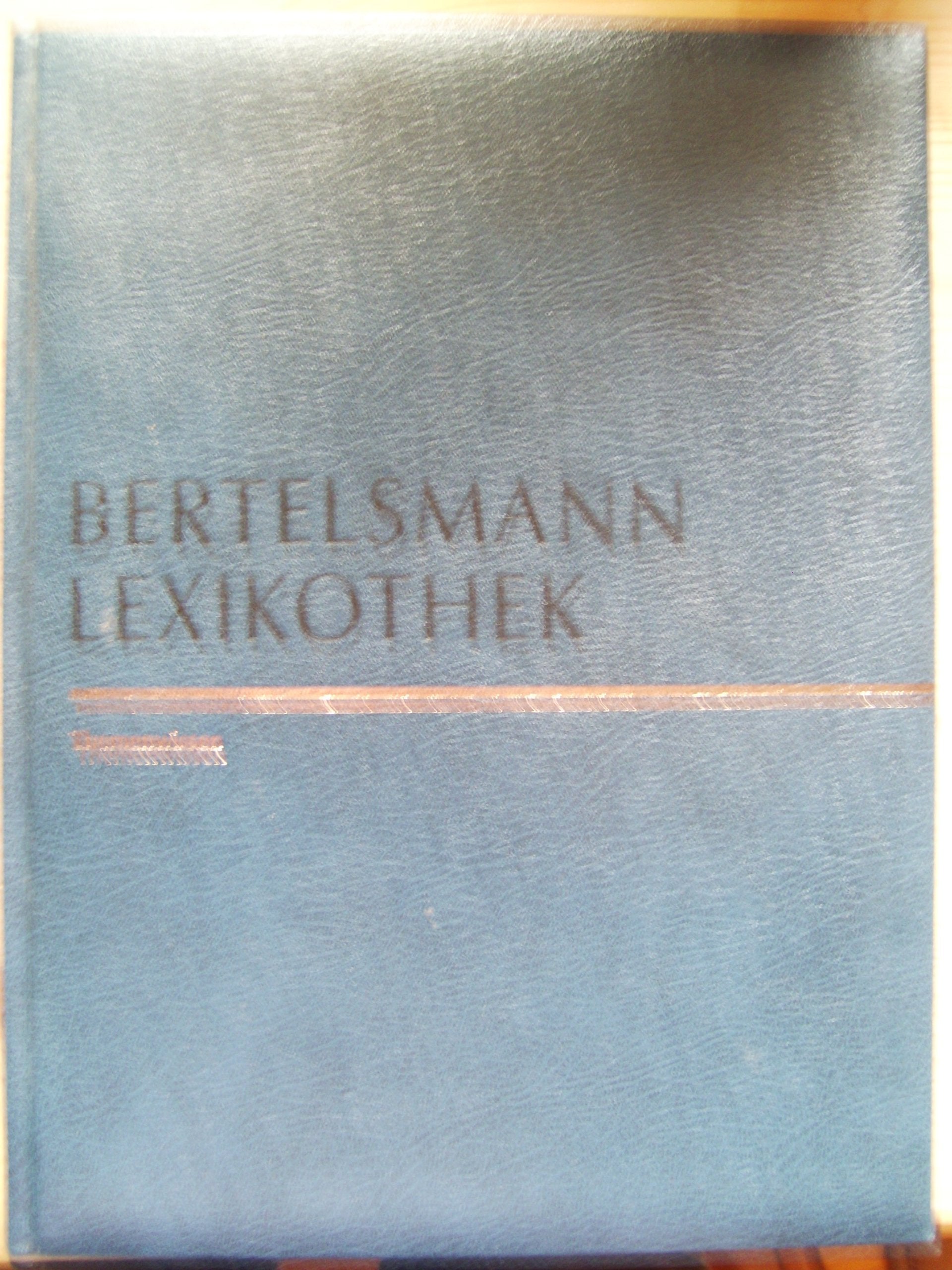 Bertelsmann-Lexikothek, Themenwissen : Mensch und Gesundheit. Books
