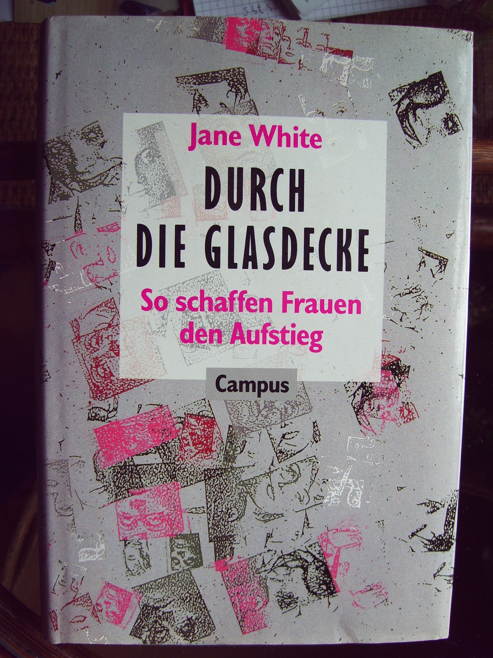 Durch die Glasdecke: So schaffen Frauen den Aufstieg Business, Finance & Career