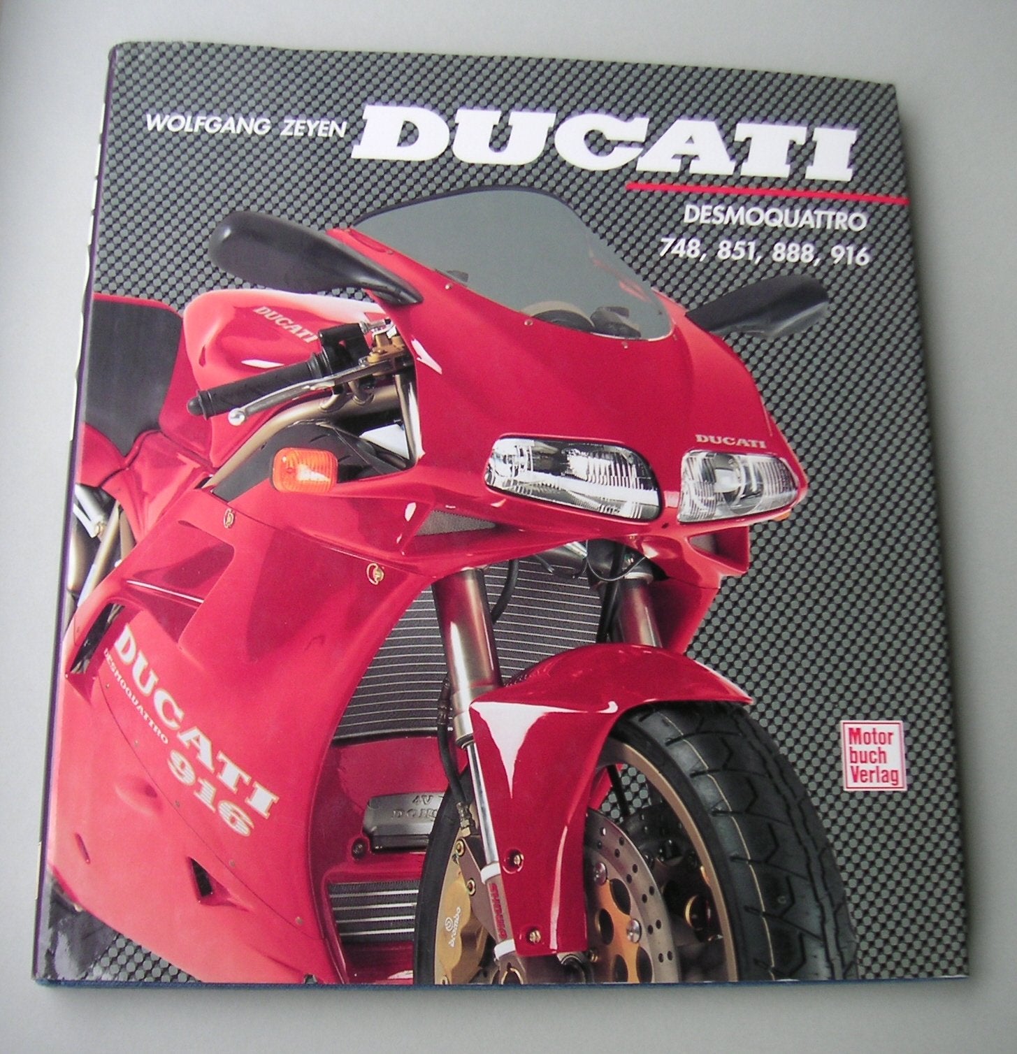 Ducati: Desmoquattro 851.888.916 Business & Technology