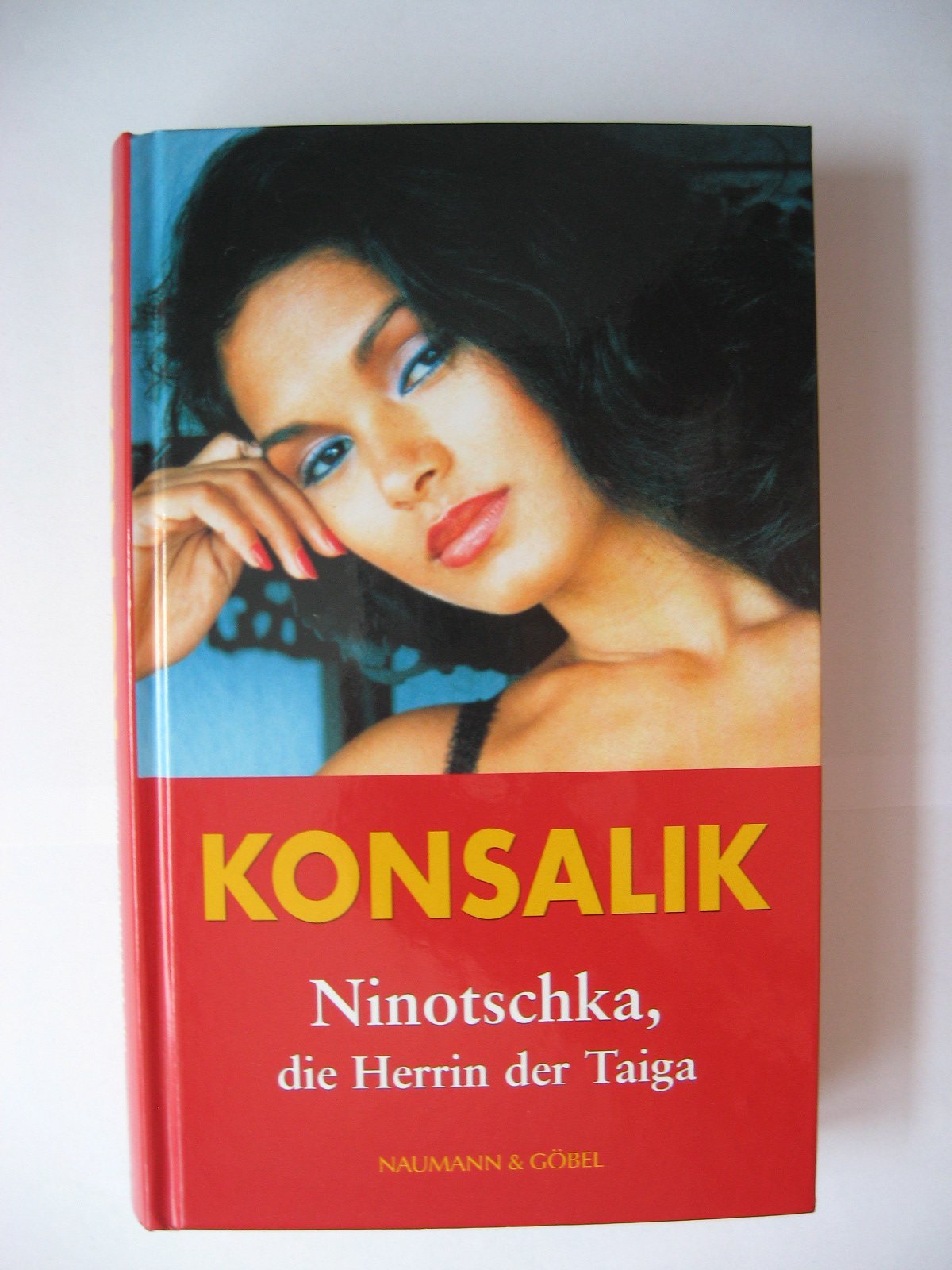 Ninotschka, die Herrin der Taiga Books
